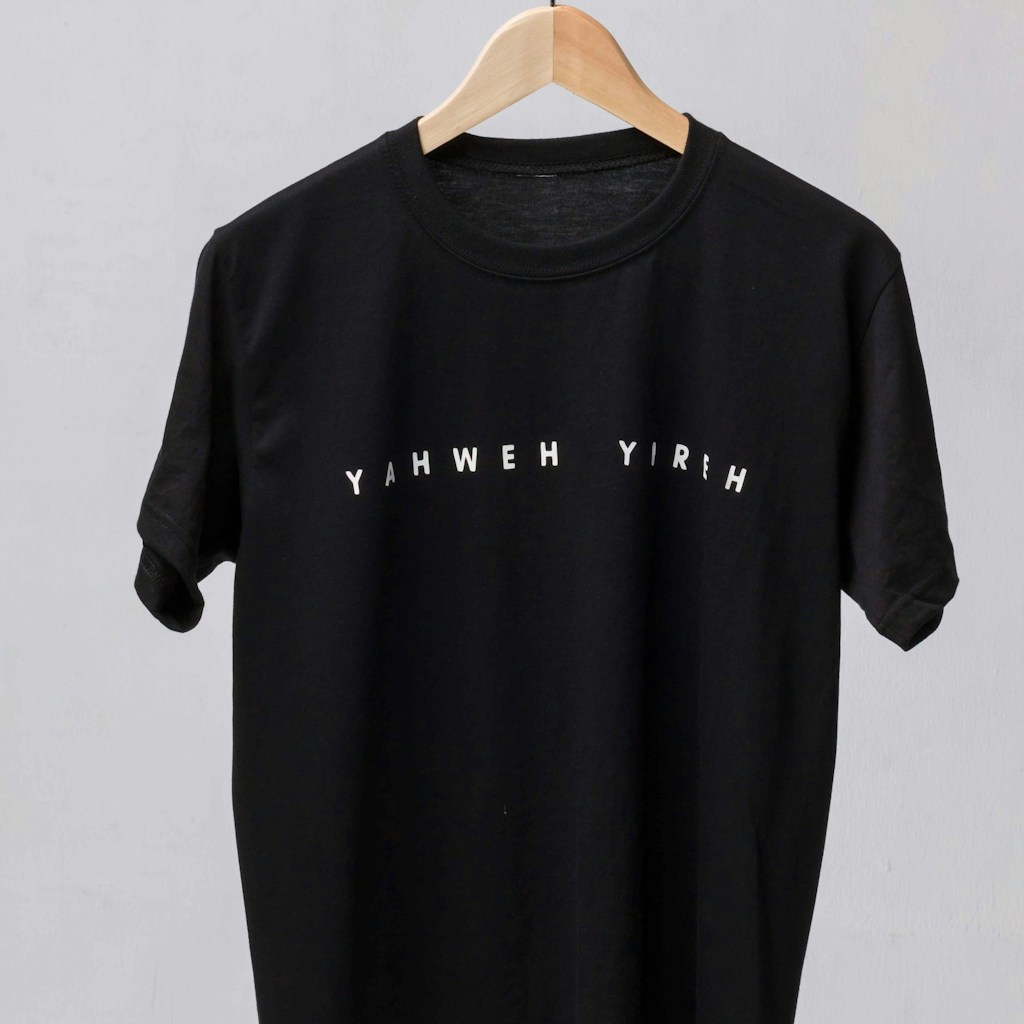Black Tee